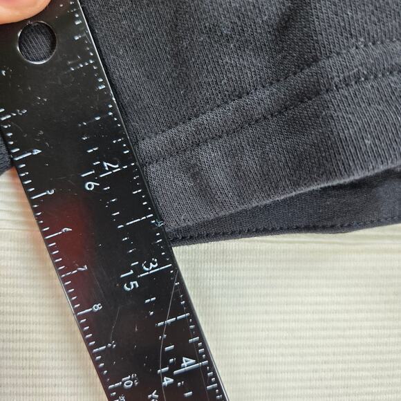 NWT Nike Kansas State Wildcats Black Essential Shorts Women's Size Medium - Picture 5 of 6